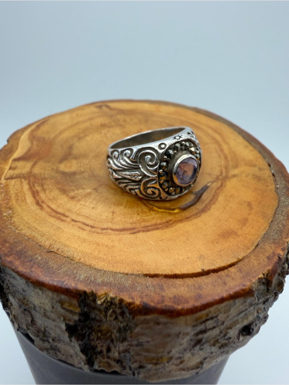 Sterling Silver 925 Ring with Amethyst and Marcasite Size 6.5 - 6.6g